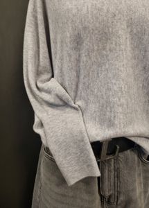 Hovedbilde Reve – Louise genser – Grå